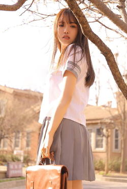 男生女生操应用主界面展示